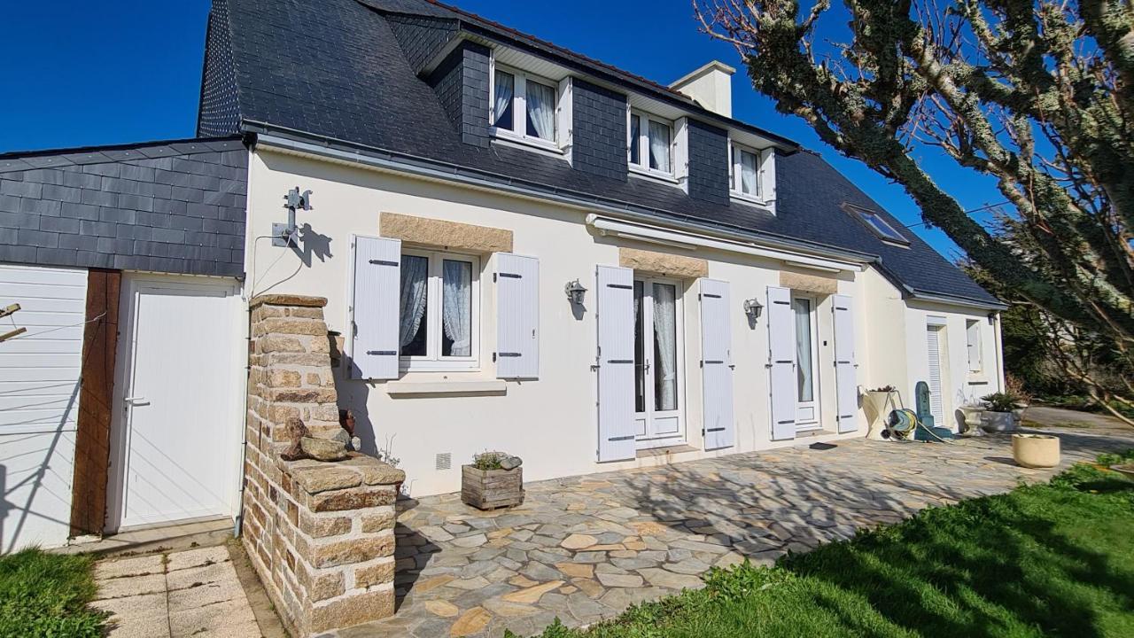 Belle Maison Proche De La Plage, Quartier Calme, / Esquibien Hébergement de vacances